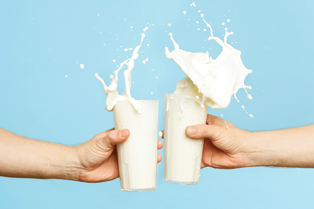 Adultos precisam mesmo tomar leite?