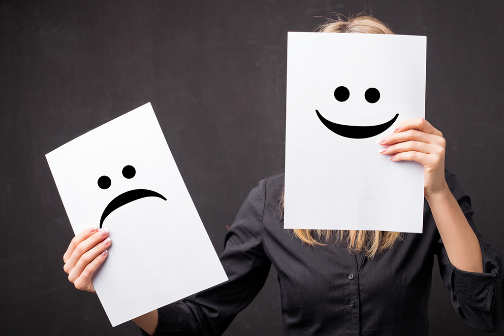 Para evitar sentimentos negativos, você mente para si mesmo