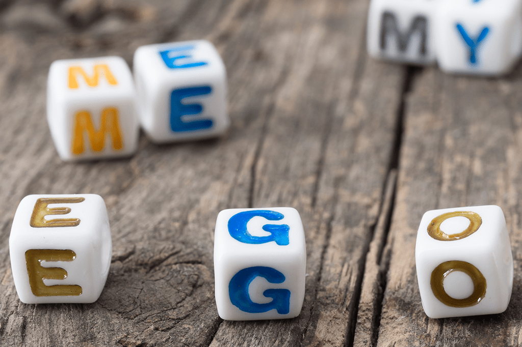 Narcisistas são mais populares (mas isso é temporário e no final vence quem for mais gente boa)