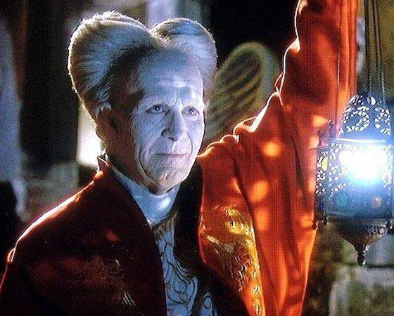 <i>Drácula de Bram Stoker (1992)</i> <i>Drácula de Bram Stoker (1992)</i>