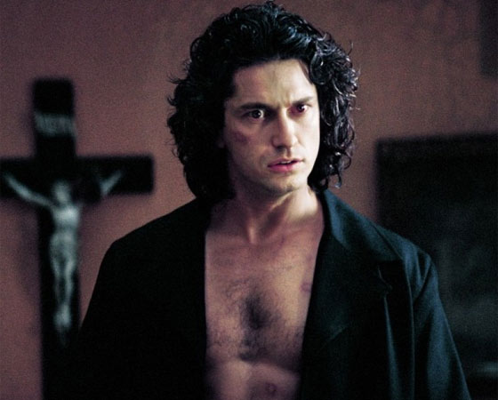 <i>Drácula 2000 (2000)</i> <i>Drácula 2000 (2000)</i>