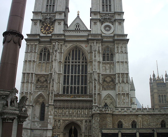 ABADIA DE WESTMINSTER - É uma igreja de estilo gótico dedicada a São Pedro, localizada em Londres, no Reino Unido. Lá estão sepultados Isaac Newton e Charles Darwin. (Sim, foi aqui onde ocorreu o casamento de Príncipe William e Kate Middleton). ABADIA DE WESTMINSTER - É uma igreja de estilo gótico dedicada a São Pedro, localizada em Londres, no Reino Unido. Lá estão sepultados Isaac Newton e Charles Darwin. (Sim, foi aqui onde ocorreu o casamento de Príncipe William e Kate Middleton).