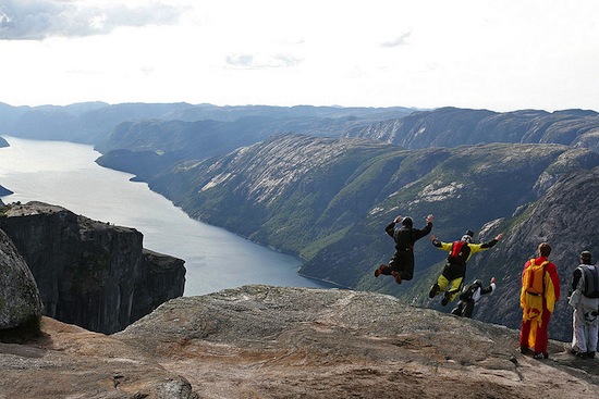 BASE JUMP <BR>