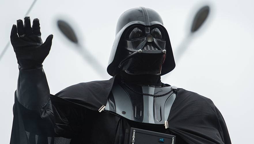 Quanto custa o traje de Darth Vader?
