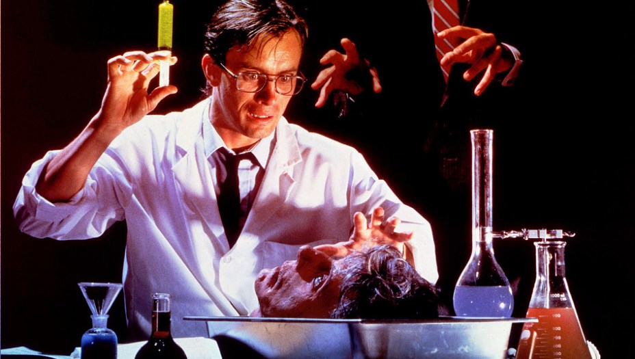 <em>Re-Animator: A Hora dos Mortos-Vivos (Re-Animator)</em>