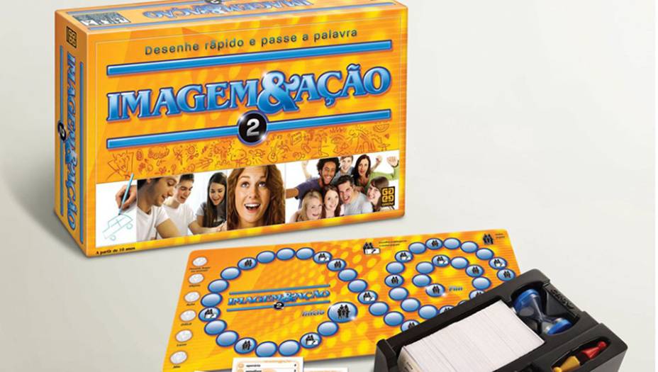 L&aacute;pis e papel em m&atilde;os para essa brincadeira -&nbsp;que, convenhamos, faz sucesso at&eacute; hoje. A alegria consiste em desvendar uma palavra a partir de desenhos de algu&eacute;m da sua equipe. Nada de m&iacute;micas ou sons (e essa era a parte mais dif&iacute;cil, hein).