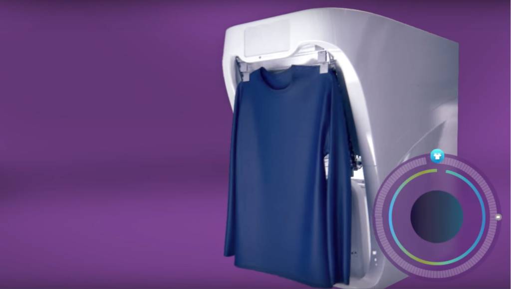 Meio caminho andado: robô passa e dobra suas roupas