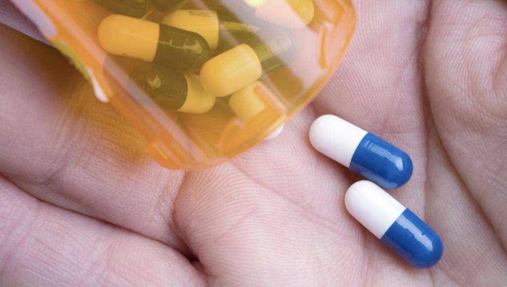 Dilma legaliza a “pílula do câncer”