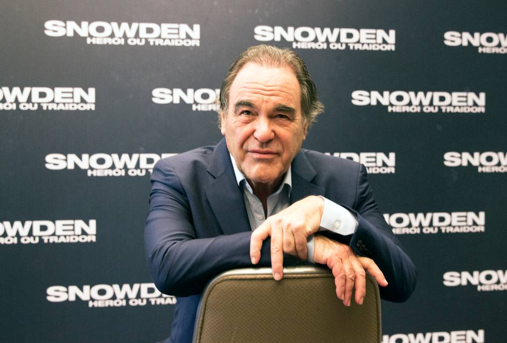 Snowden, Golpe e “Black Mirror”: conversamos com Oliver Stone