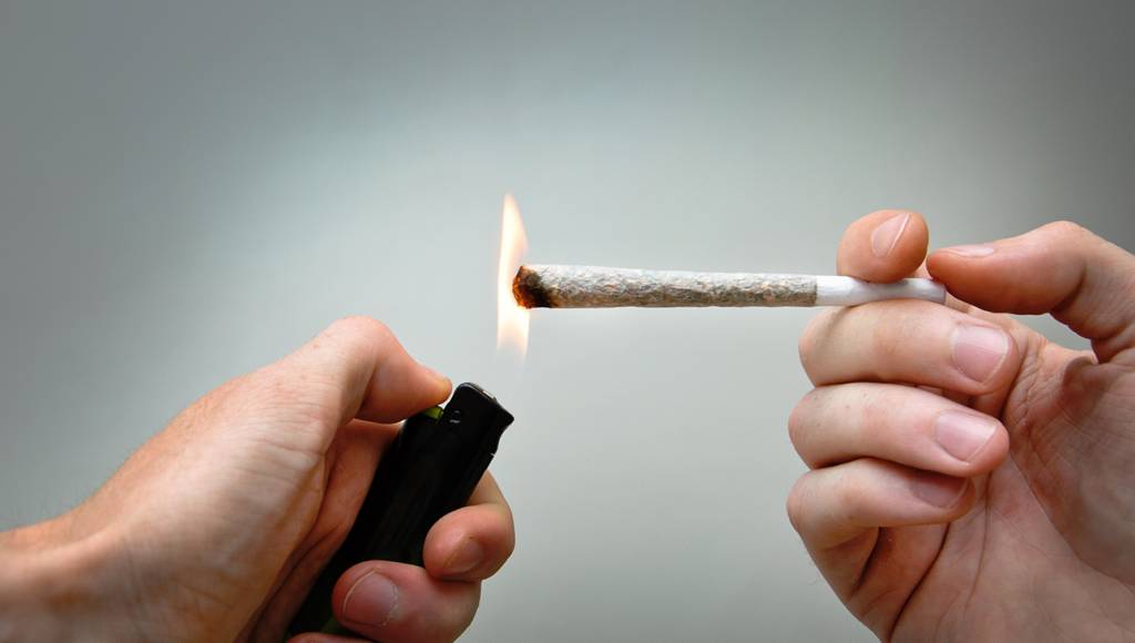 Quantos cigarros de maconha são consumidos por dia no Brasil? E no mundo?