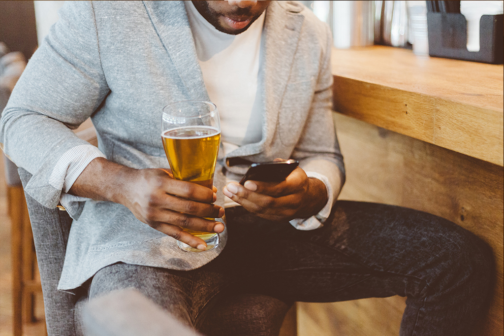 App bloqueia o seu cartão quando você já bebeu demais