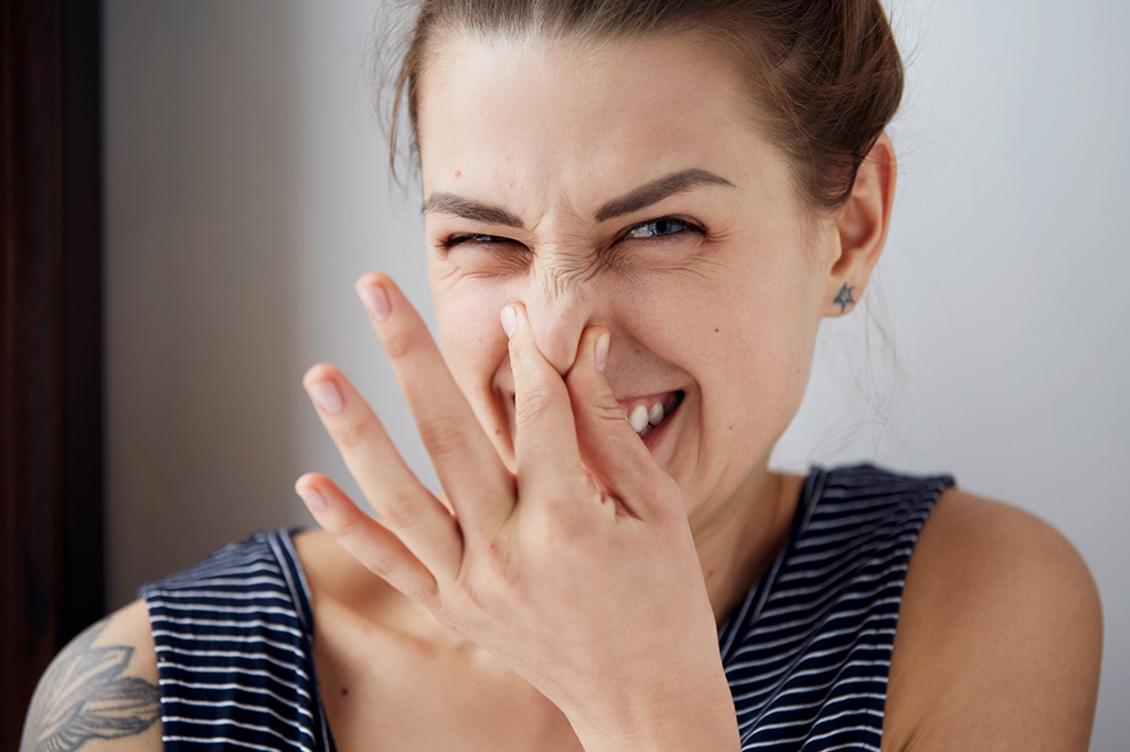 Como enganar seu cérebro para descobrir se você está fedendo