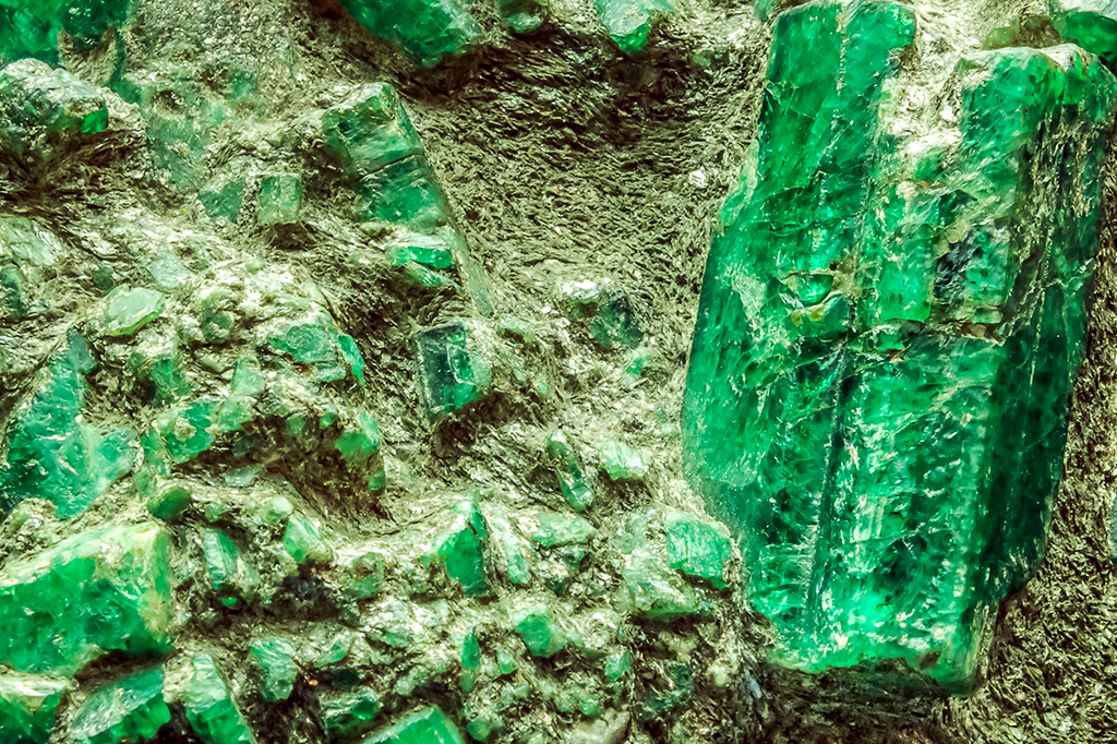 Como se extraem esmeraldas?