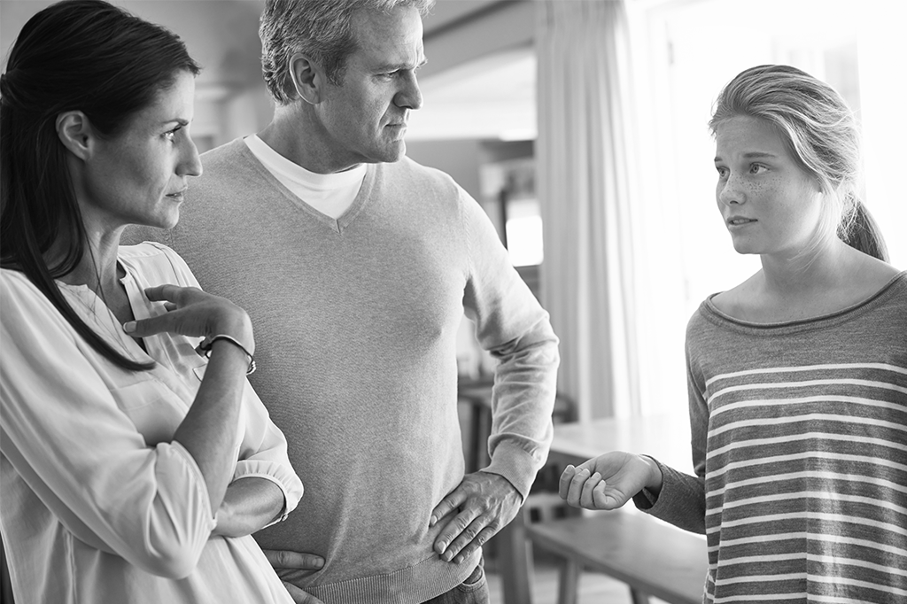 “Meu pai não me deixa fazer nada – só que eu tenho 25 anos. E agora?”