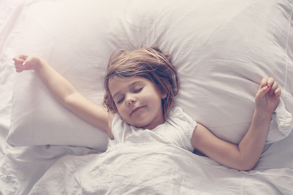 Seu filho tem problemas para dormir? Dê peixe pra ele