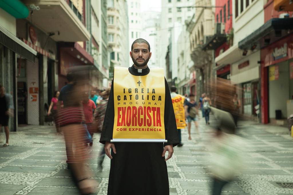 Faltam exorcistas no Brasil