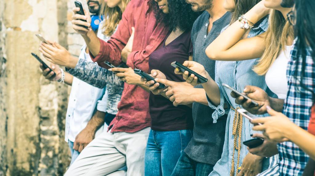 Pessoas instáveis são mais propensas ao uso excessivo do celular