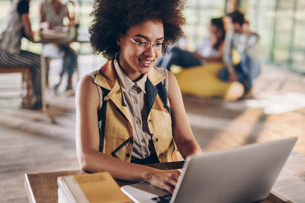 Fazer faculdade torna as pessoas mais tolerantes
