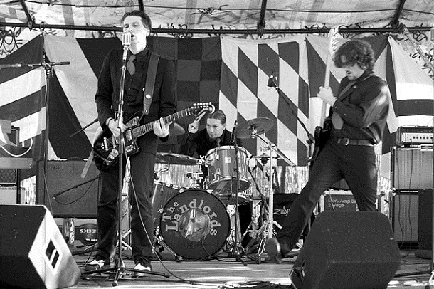 Como montar uma banda de rock?