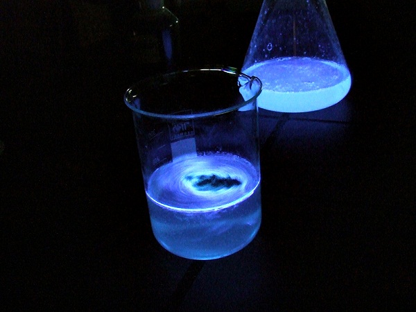 Como funciona o luminol?