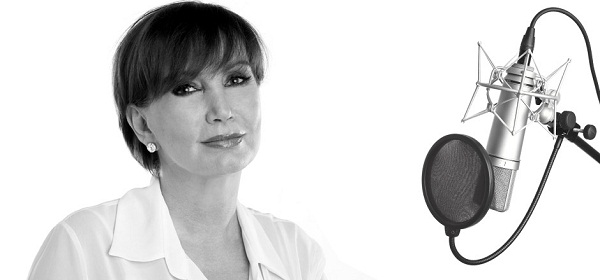 De quem é a voz da chamada a cobrar?