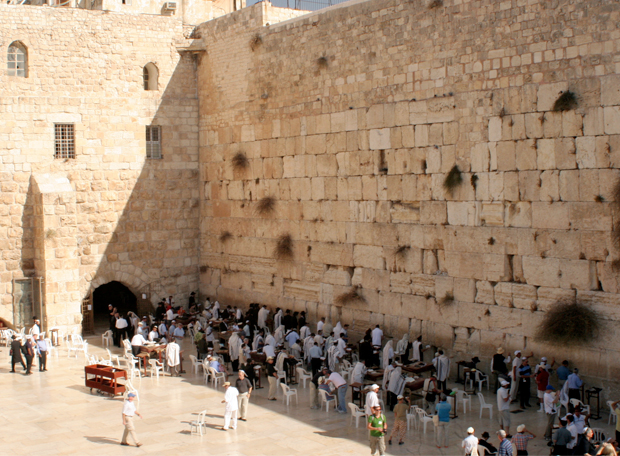 Como foi o cerco romano a Jerusalém?