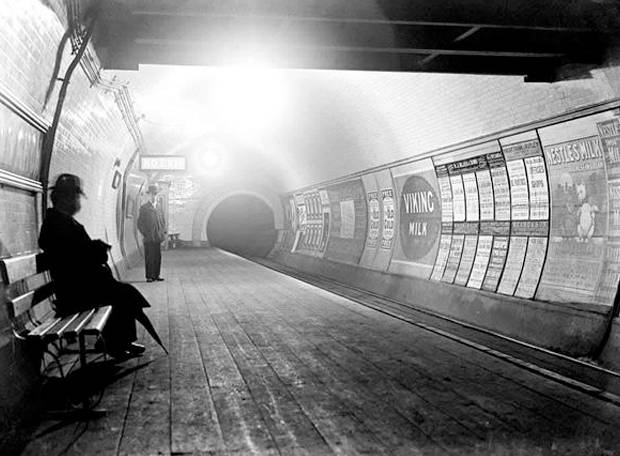 Como foi construído o primeiro metrô do mundo?