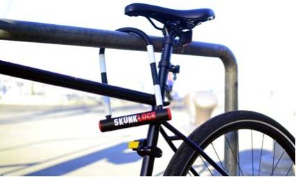 Cadeado de bicicleta faz ladrões vomitarem