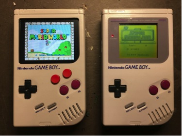 Gameboy modificado consegue rodar jogos de diferentes consoles da Nintendo