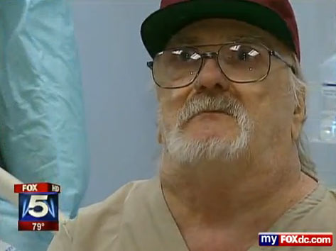 Americano bate a cabeça durante terremoto e recupera audição