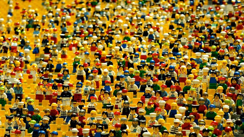 Ladrão invade casa e leva quase R$ 22 mil em peças de Lego