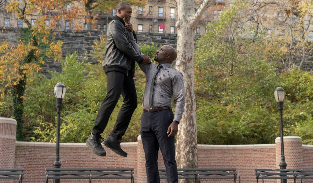 7 detalhes que você não notou no primeiro episódio de “Luke Cage”