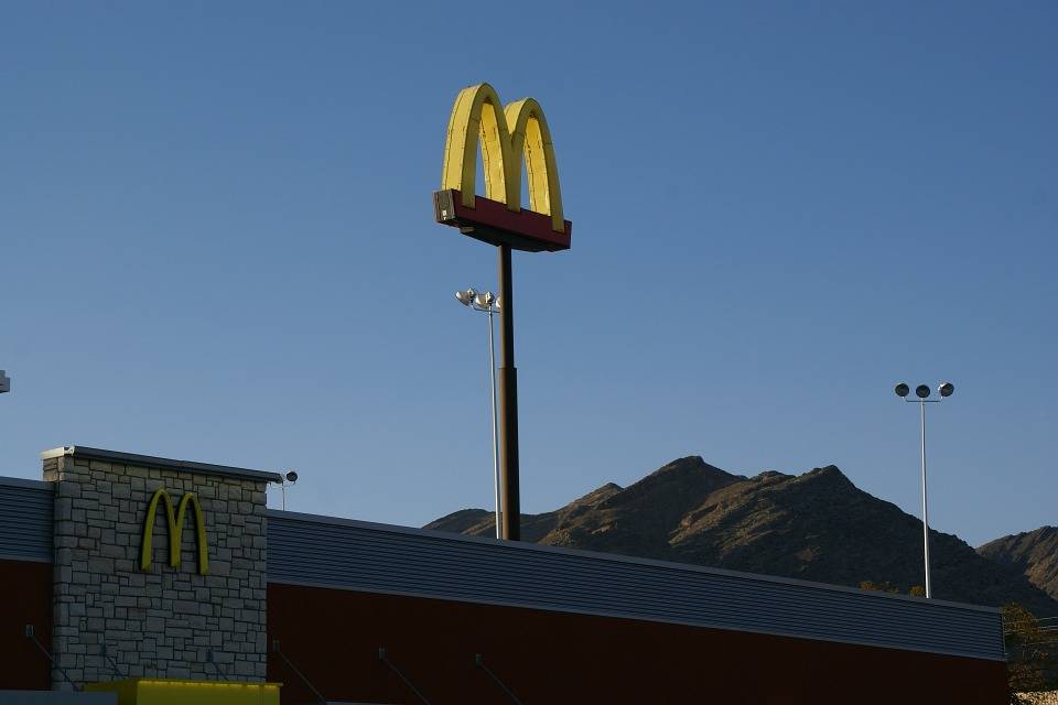 Polícia foi autorizada pelo McDonald’s para prender manifestantes