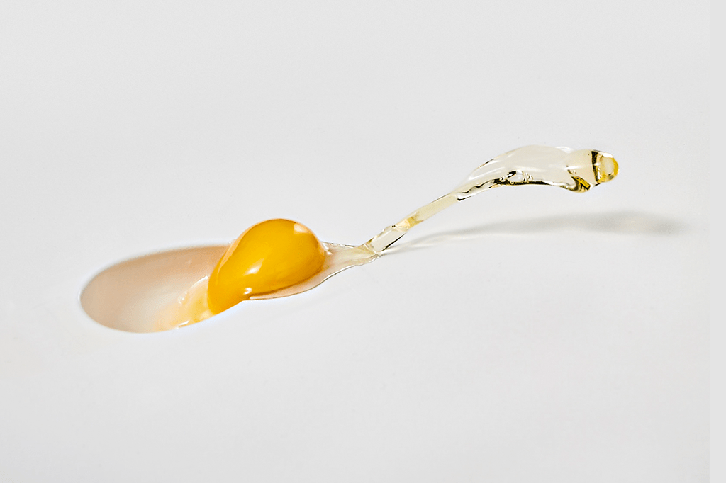 Como fazer o bolo em que “a clara reencontra o ovo”