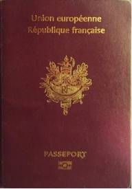 Justiça francesa decidirá se as pessoas poderão sorrir na foto de passaporte