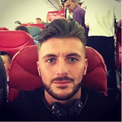 Por causa do Tinder, homem vai parar no meio de golpe militar turco