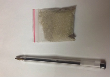 Britânico é preso após autoridades confundirem cinzas com drogas