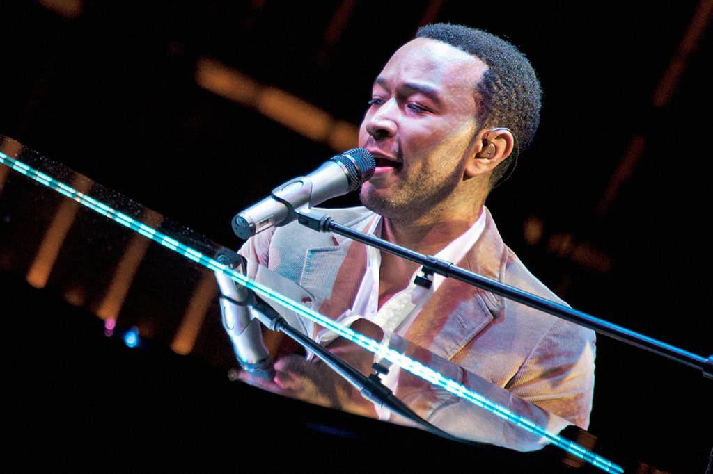 John Legend é o primeiro artista negro a ganhar Emmy, Grammy, Oscar e Tony
