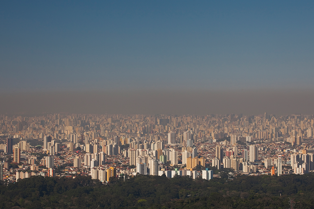 Poluição do ar pode causar câncer de boca – mesmo em quem não fuma