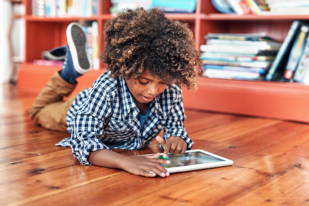 Game ajuda crianças a escrever palavras difíceis do português corretamente