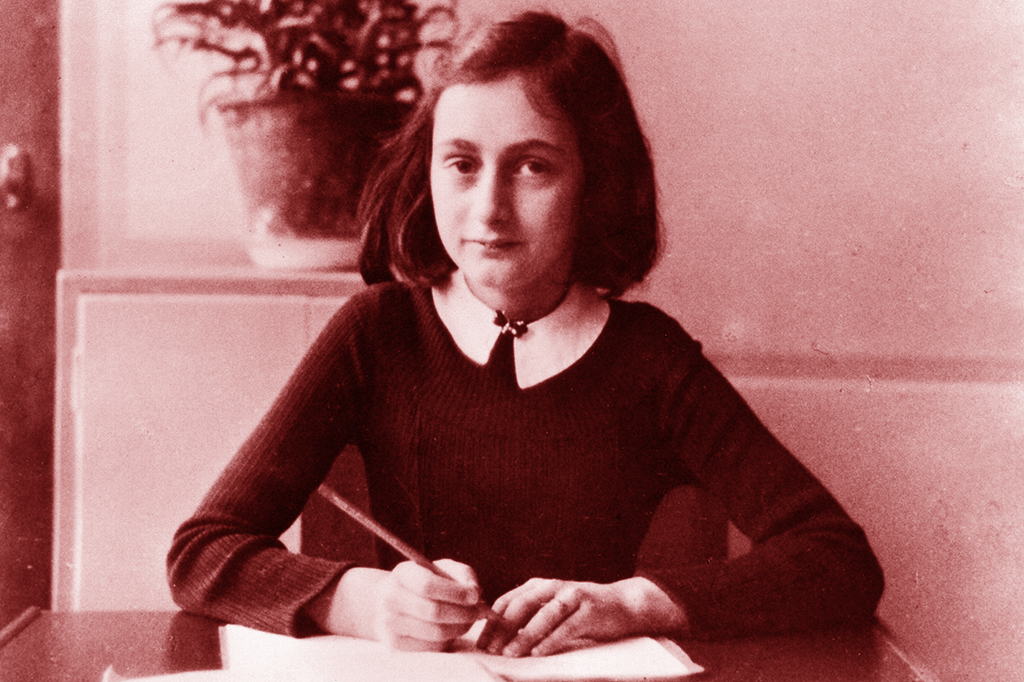 Como era o esconderijo onde viveu Anne Frank?