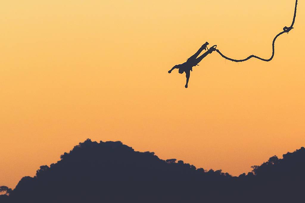 Saltar de bungee jump pode “afiar” capacidades cognitivas