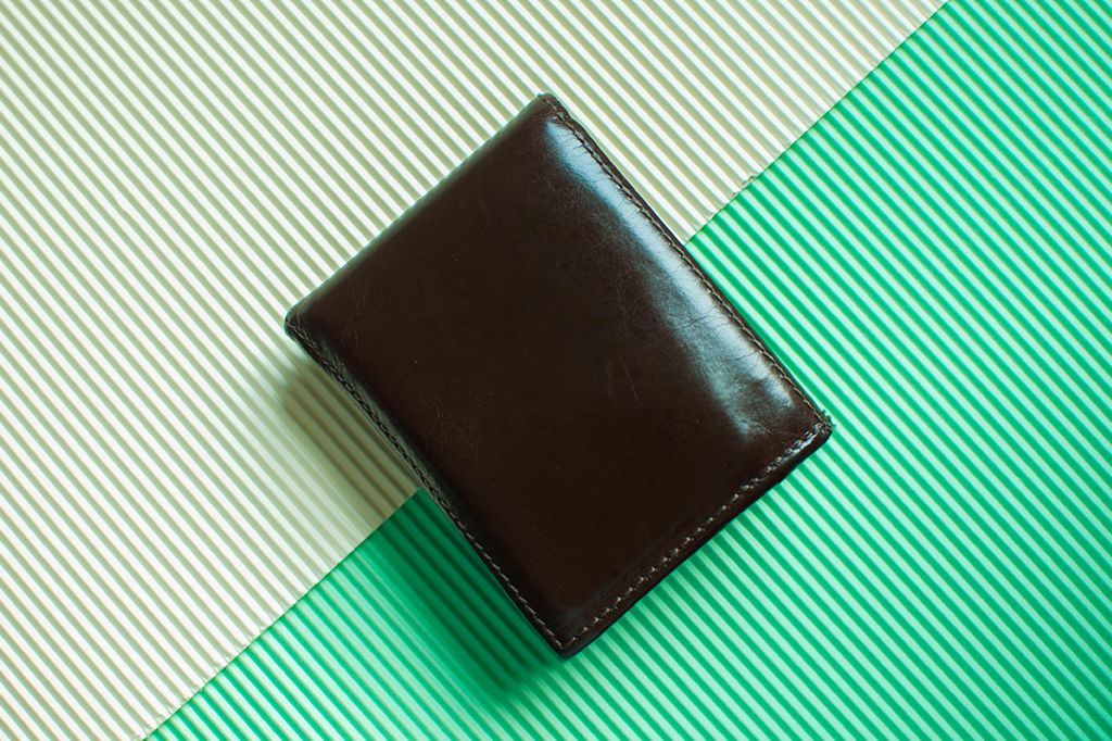 Perdeu a carteira? Quanto mais dinheiro estiver nela, maiores as chances de ser devolvida