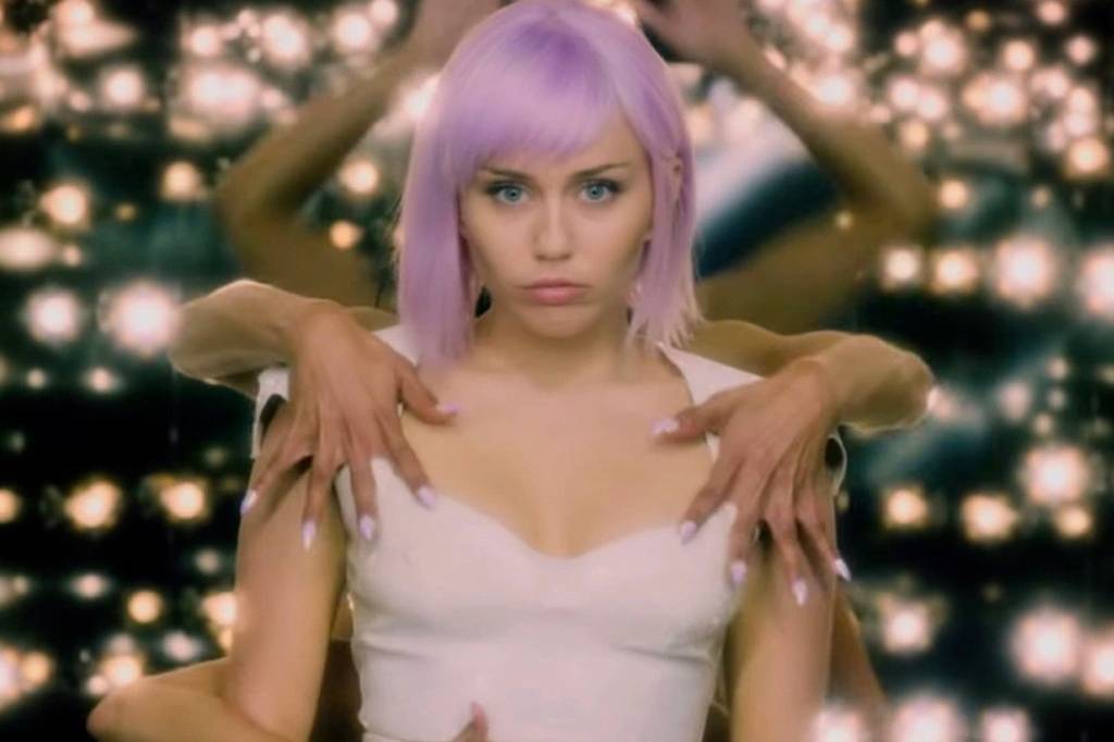 Black Mirror: saiba o que esperar de cada episódio da quinta temporada