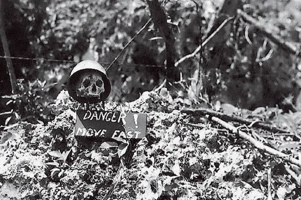 Caveira usada como placa de identifica&ccedil;&atilde;o.