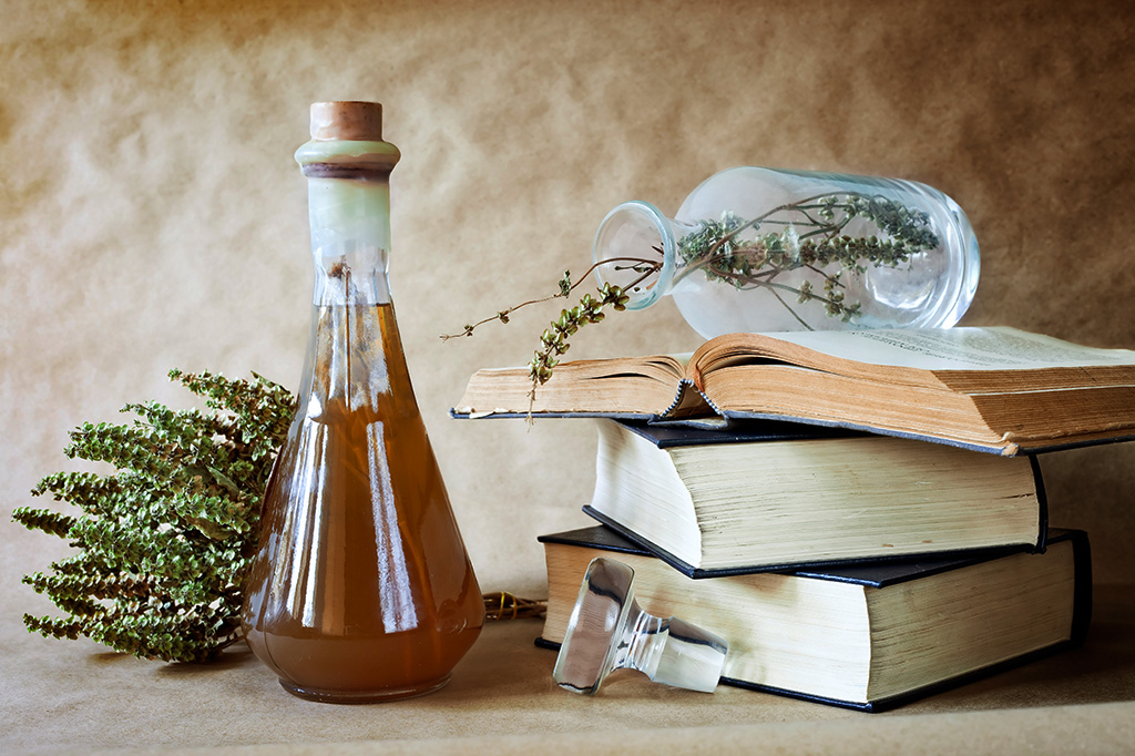 Poção do século 10 com alho-poró e vinho combate superbactérias em laboratório