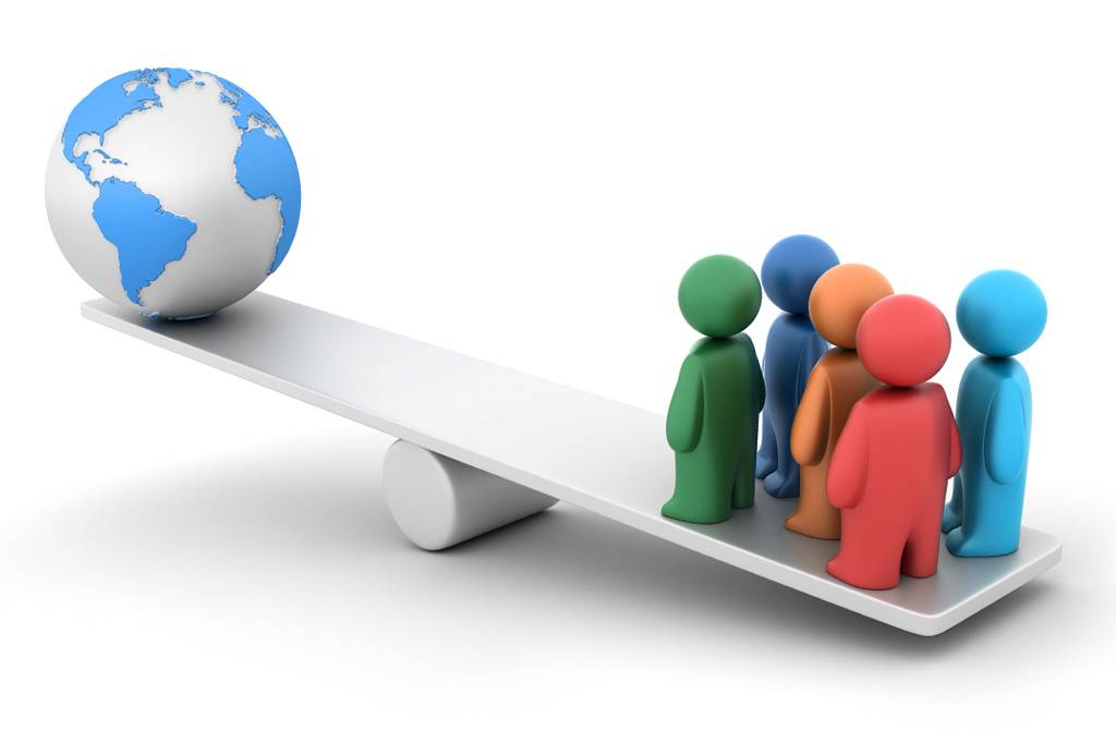 A massa do mundo aumenta conforme nascem bebês e nós construímos coisas?