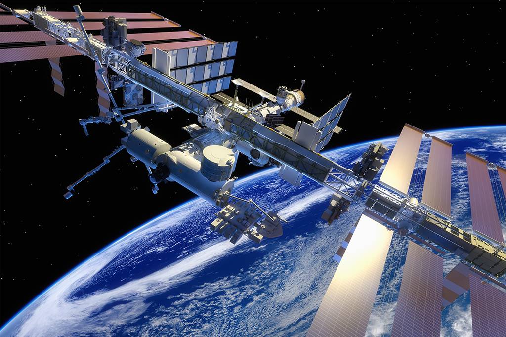 Nasa faz acordo com marca de cosméticos para produzir publicidade no espaço