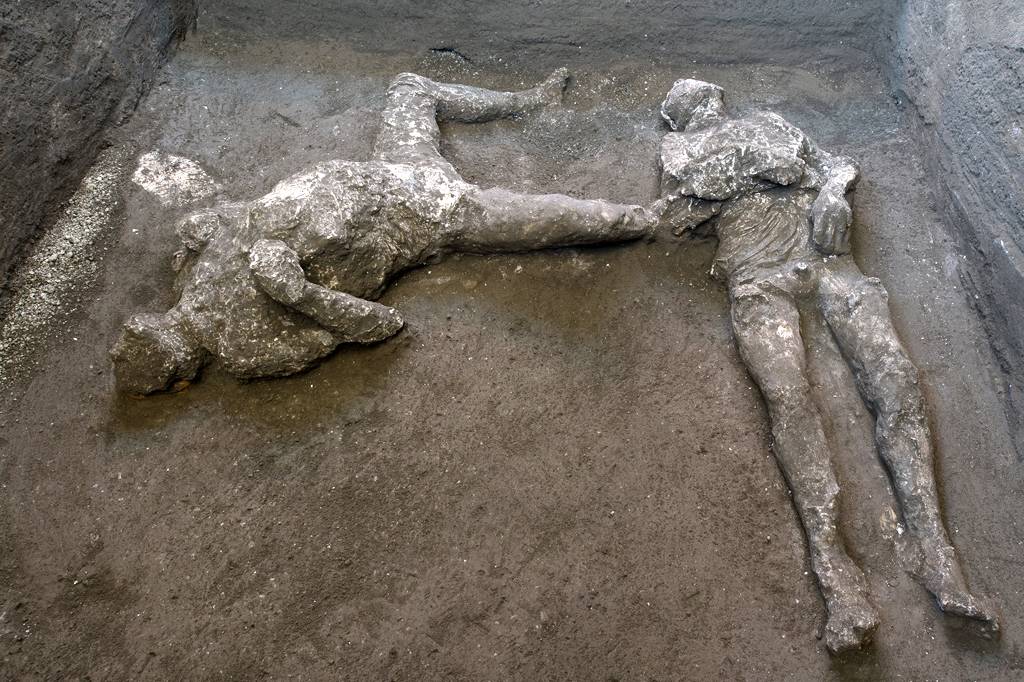 Restos bem preservados de duas vítimas do Vesúvio foram encontrados em Pompeia
