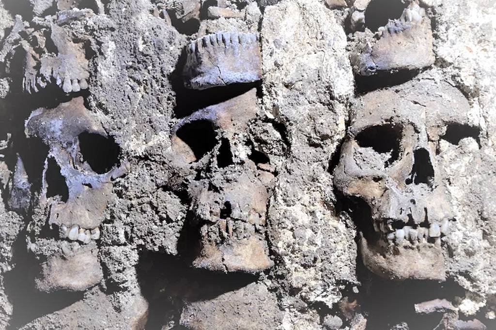 Pesquisadores encontram 119 esqueletos em torre mortuária asteca no México